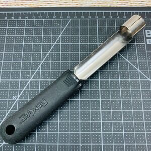 Firm Grip Apple Corer Stainless Steel Fruit‎ Vegetable Kitchen Tool